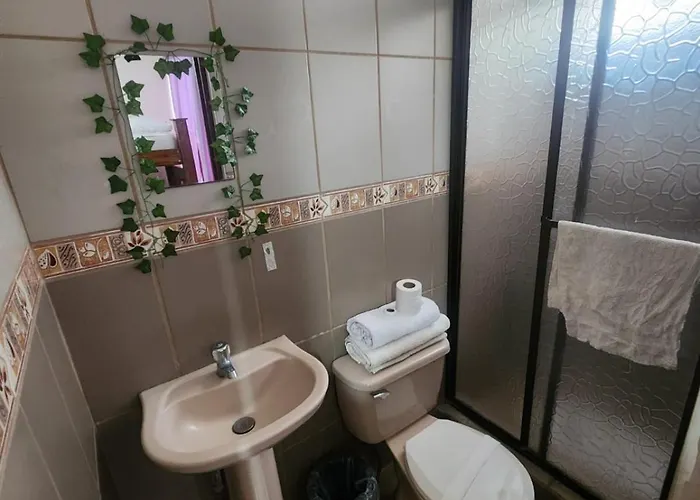 Hotel Casa Todah *