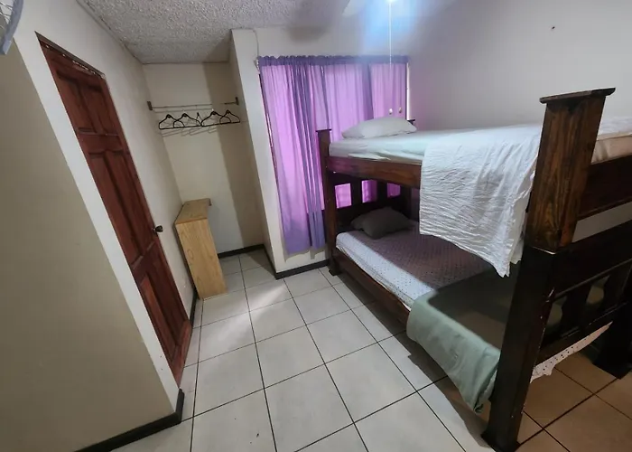 Hotel Casa Todah *