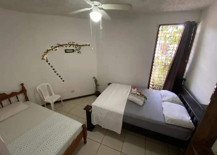 Hotel Casa Todah *