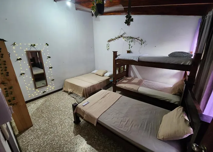 Hotel Casa Todah *